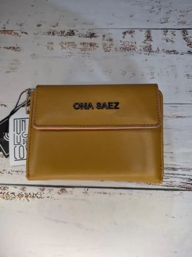 Billetera de mujer ONA SAEZ