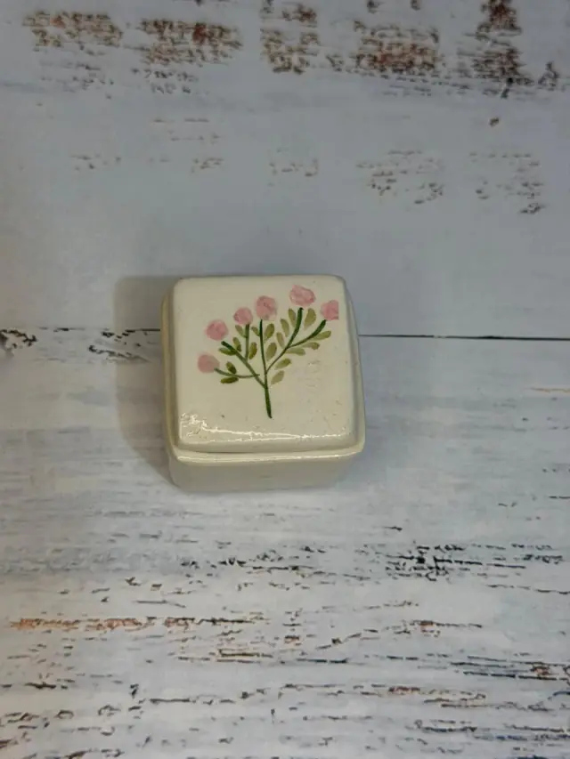 Mini joyero de cerámica artesanal