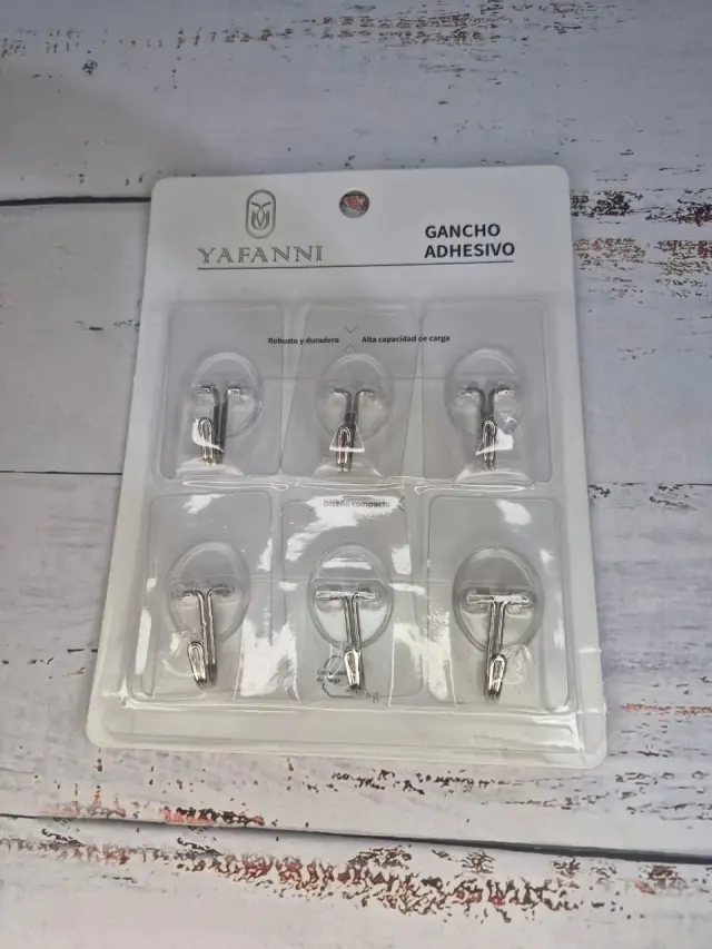 Ganchos Adhesivos de Silicona x6