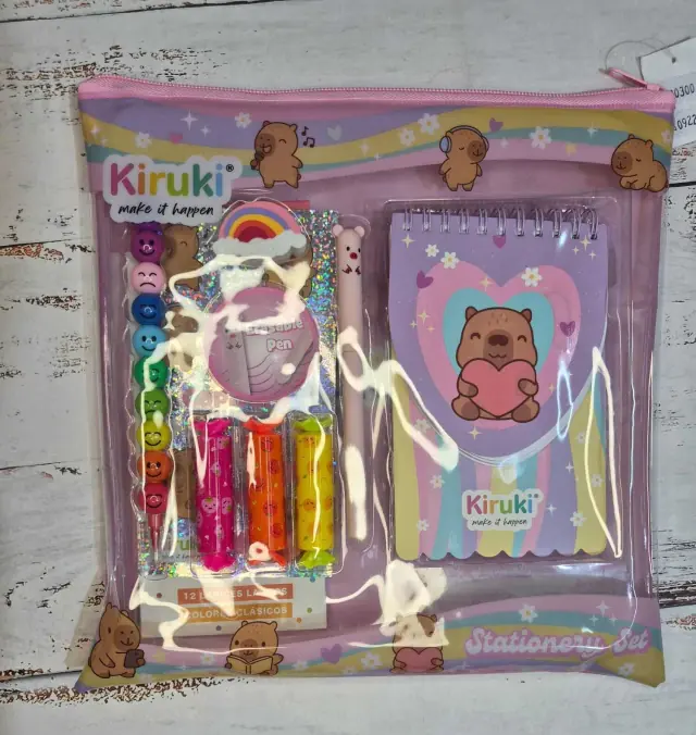 Kit escolar Capibara