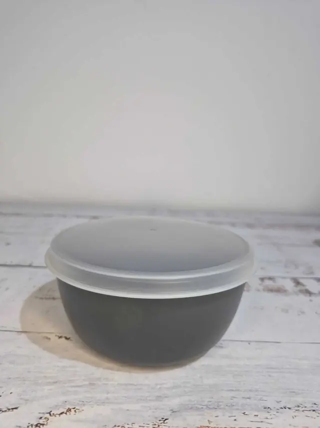 Tupper Gris Multiuso